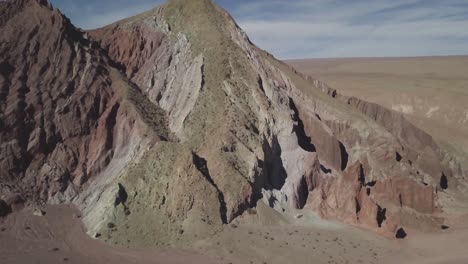 antena del valle del arco iris en el desierto de atacama