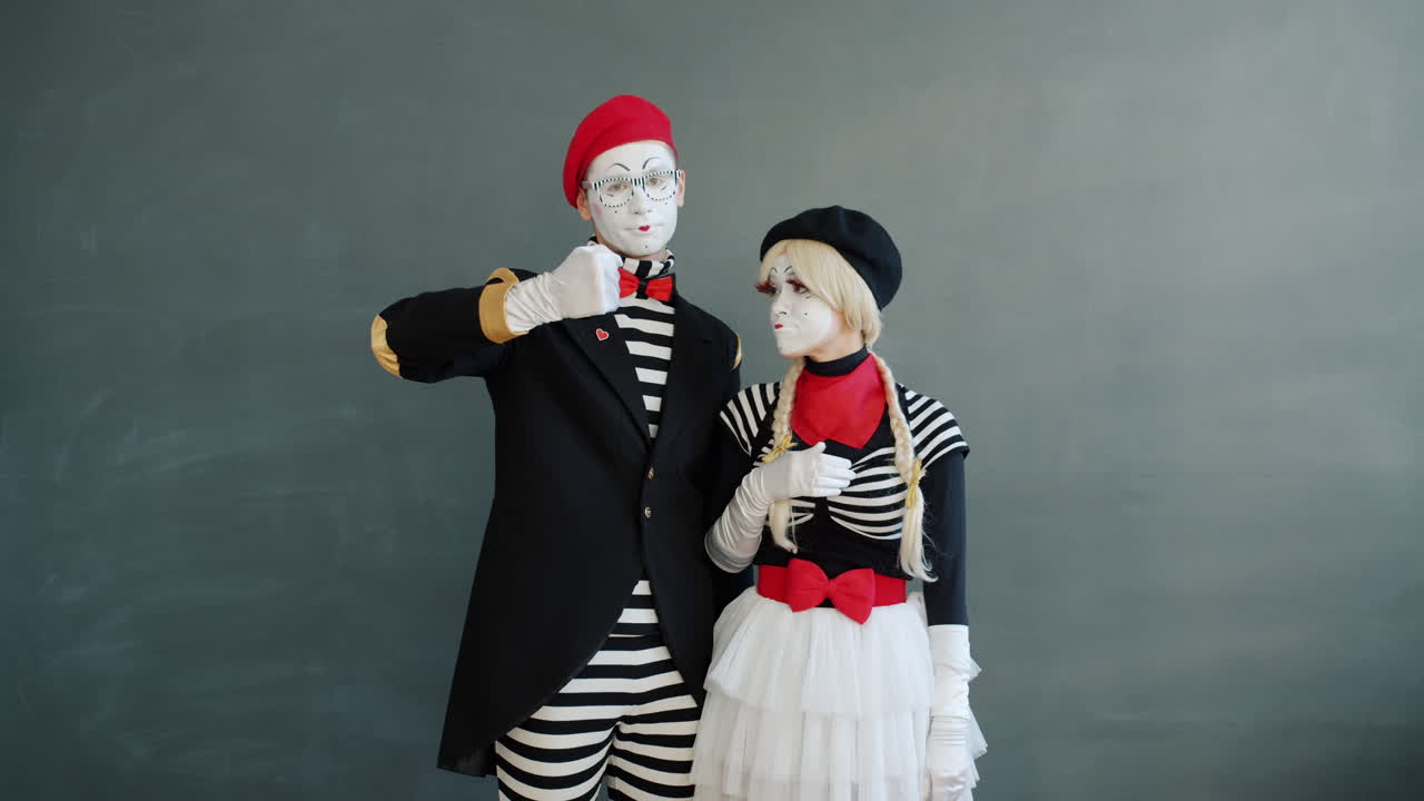 Mime Duo
