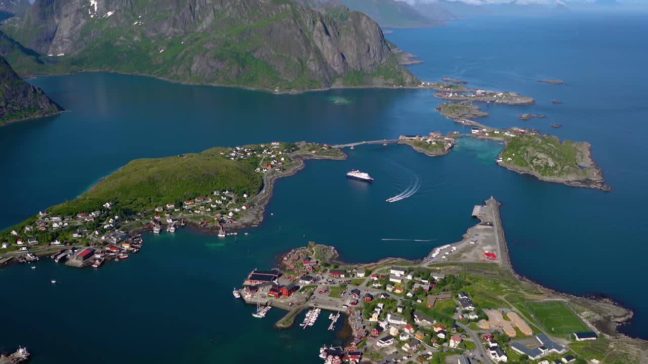 루포텐 군도 파노라마 섬