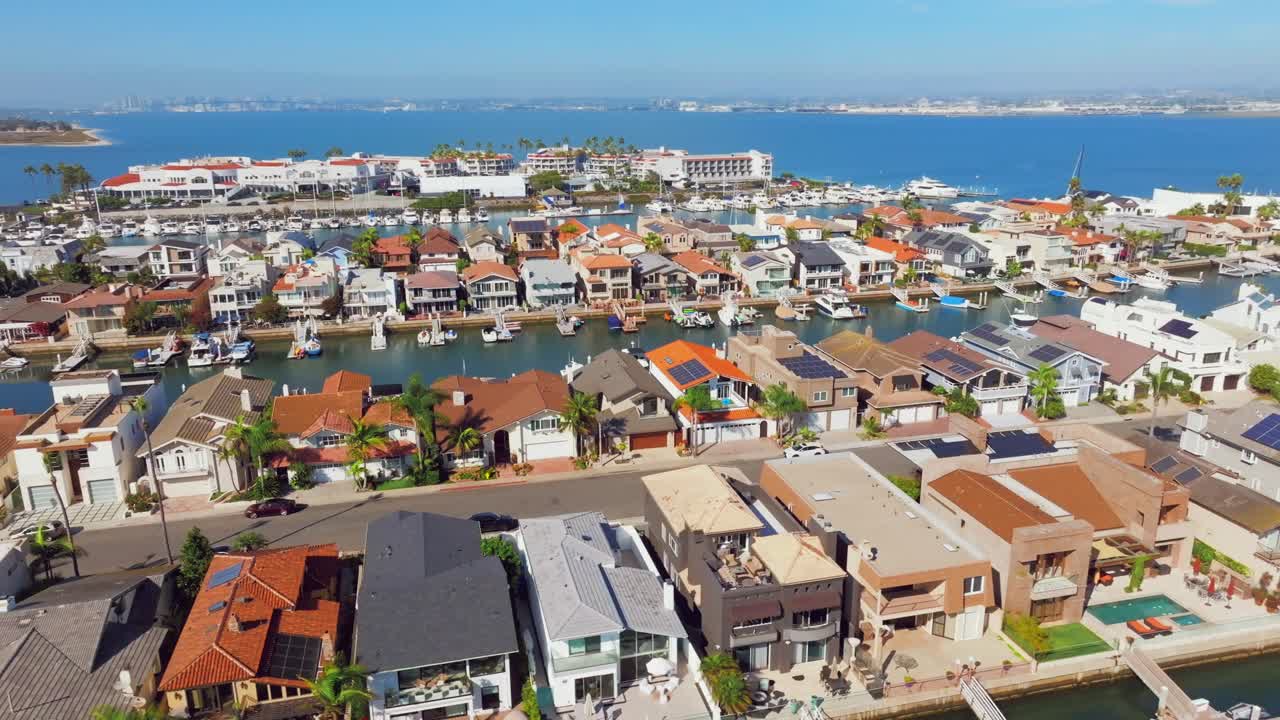 코로나도 하우스, 샌디에이고 베이 및 실버 스트랜드 주립 해변의 공중 풍경, 캘리포니아, 미국