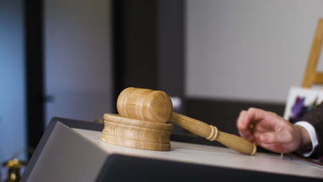 Close-up-of-gavel-on-lectern