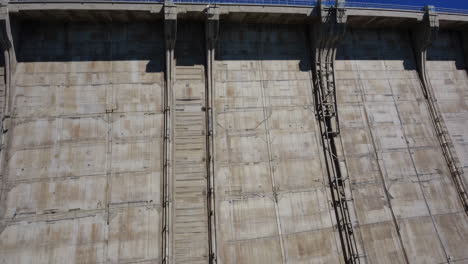 large concrete wall with vertical structures
