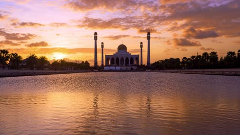 beautiful landscape sunset time lapse at the central mosque of songkhla, hat yai, songkhla, thailand.