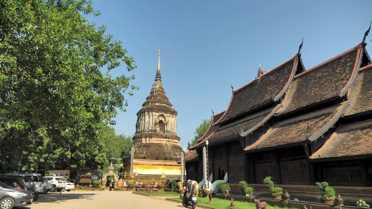 4K Temple footage - video in Chiangmai, Thailand
