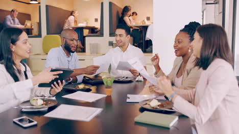 Hacer-Negocios-En-La-Mesa