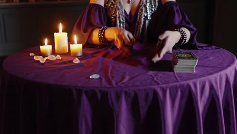 tarot card reading session