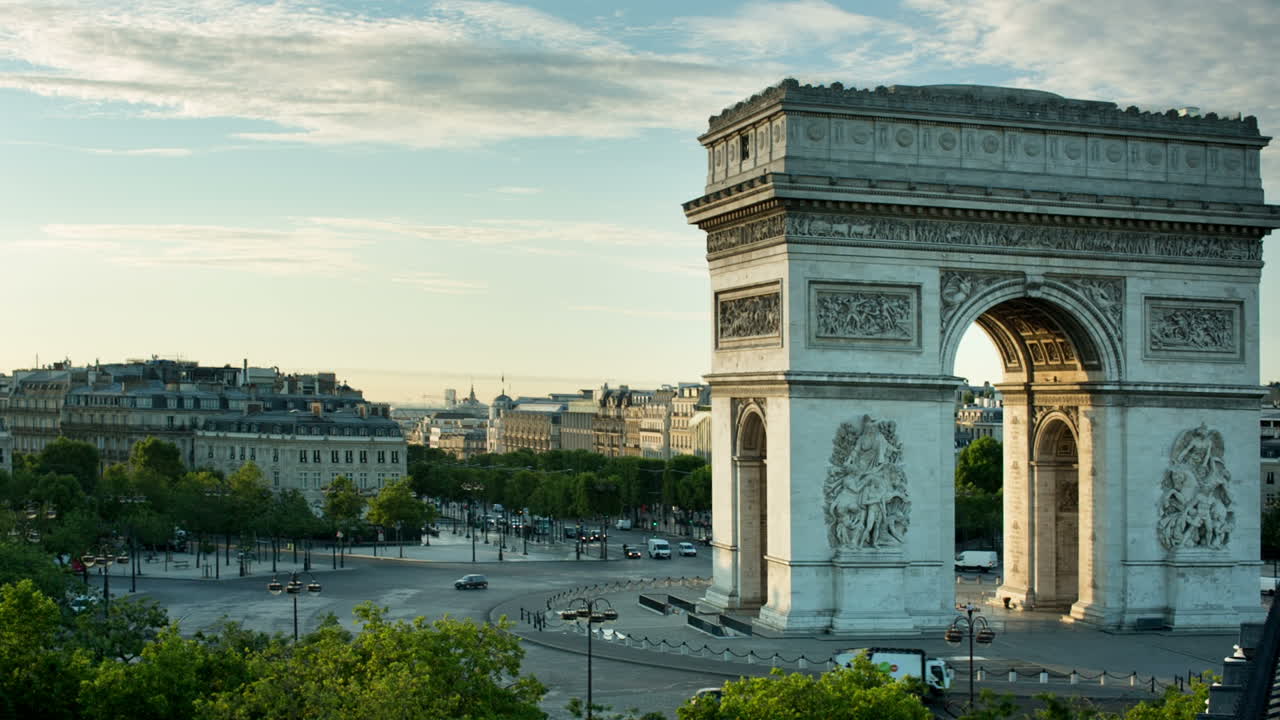 arc triomfe video 01