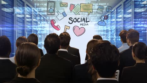 Geschäftsleute-Schauen-Auf-Einen-Digitalen-Bildschirm,-Auf-Dem-Soziale-Medien-Angezeigt-Werden