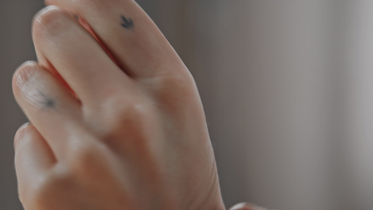 primer plano de las manos