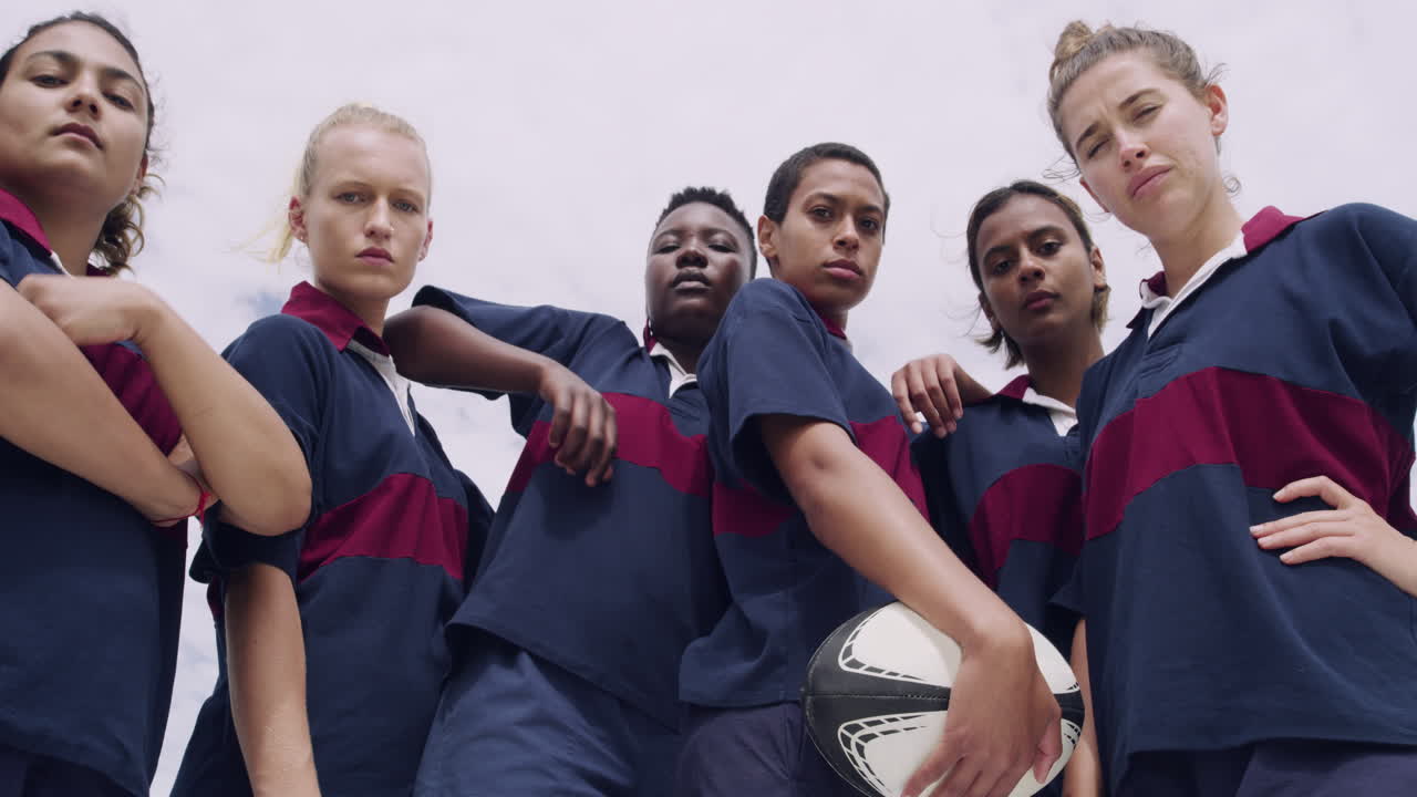 el trabajo en equipo es todo en todos los deportes de equipo.