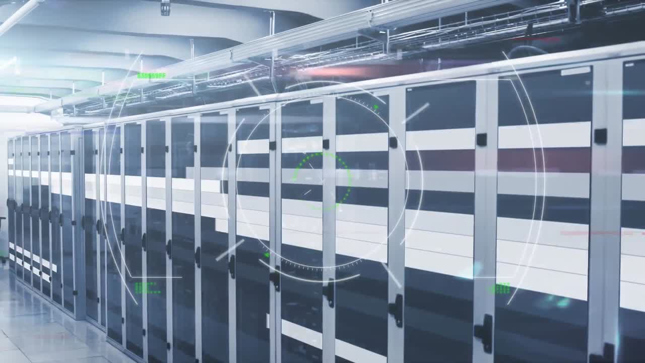 animación del escaneo del alcance y el procesamiento de datos en la sala técnica con servidores informáticos