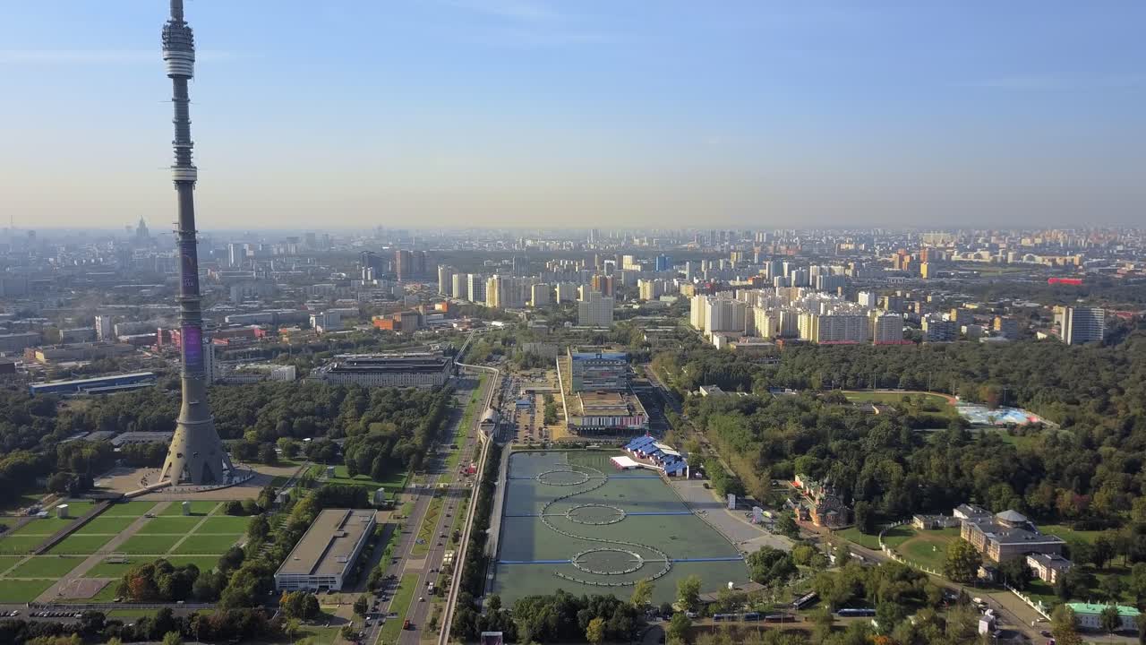 vista aérea de moscú con la torre ostankino rusia