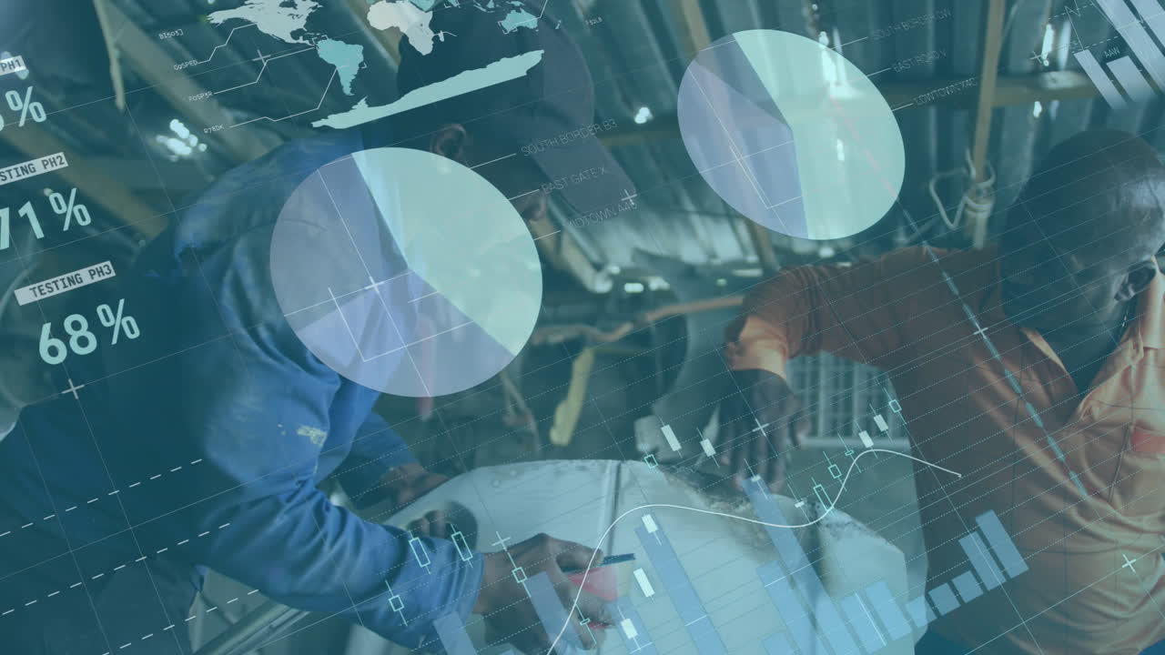 인포그래픽 인터페이스의 애니메이션, 아프리카계 미국인 기계공이 차고에서 자동차 문을 수리합니다.