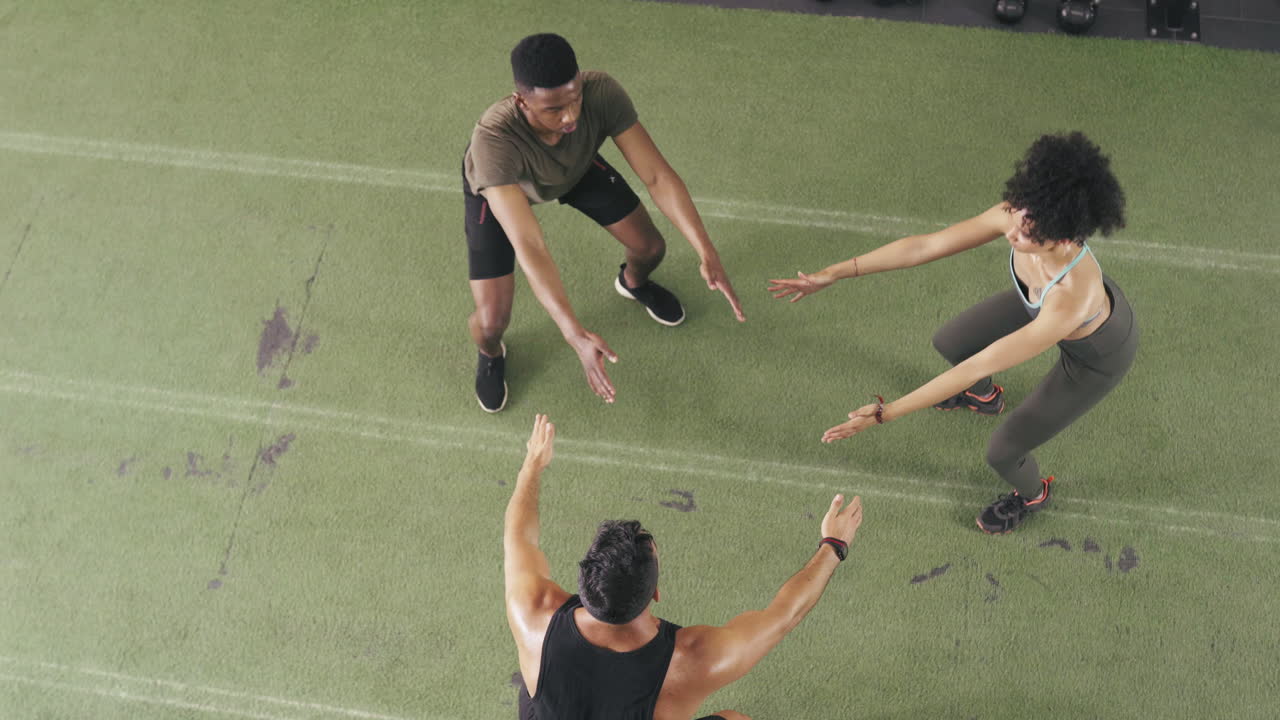 최대한 낮게 내려가세요