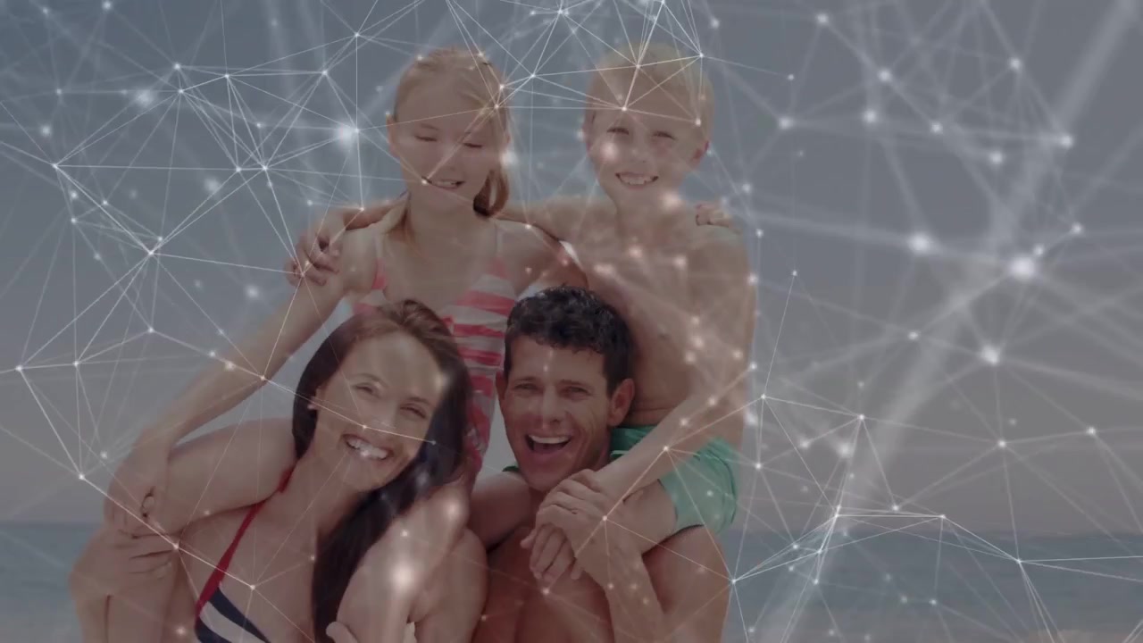 Padres con niños en los hombros en la playa, cámara grabando, nodos animados que se desplazan para marketing.