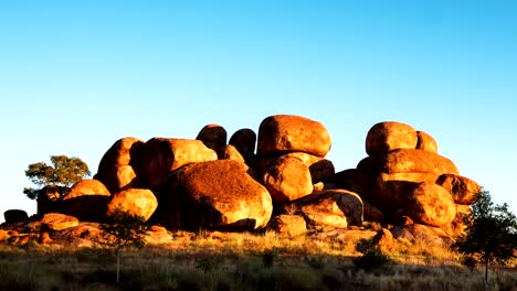 devils marbles/ karlu karlu sunrise time lapse