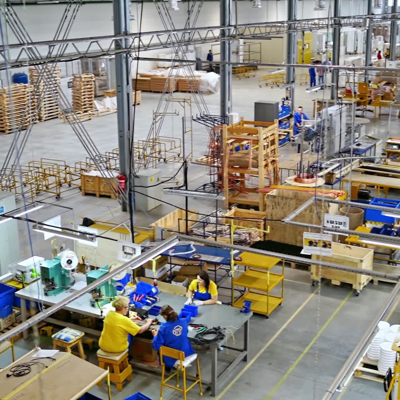 Interno industriale di un edificio di fabbrica