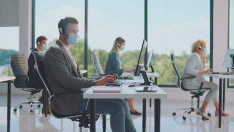 remote customer service team