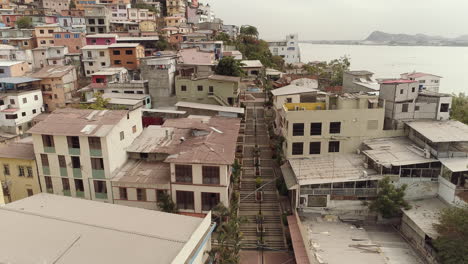 Treppen-In-Santa-An-Hill,-Guayaquil,-Ecuador