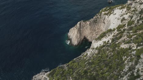 Weißer-Felsen,-Blaue-Lagune