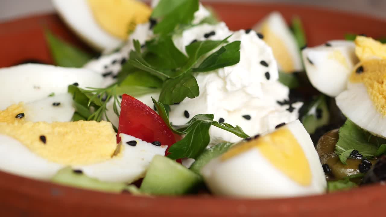 맛있는 달과 채소 러드