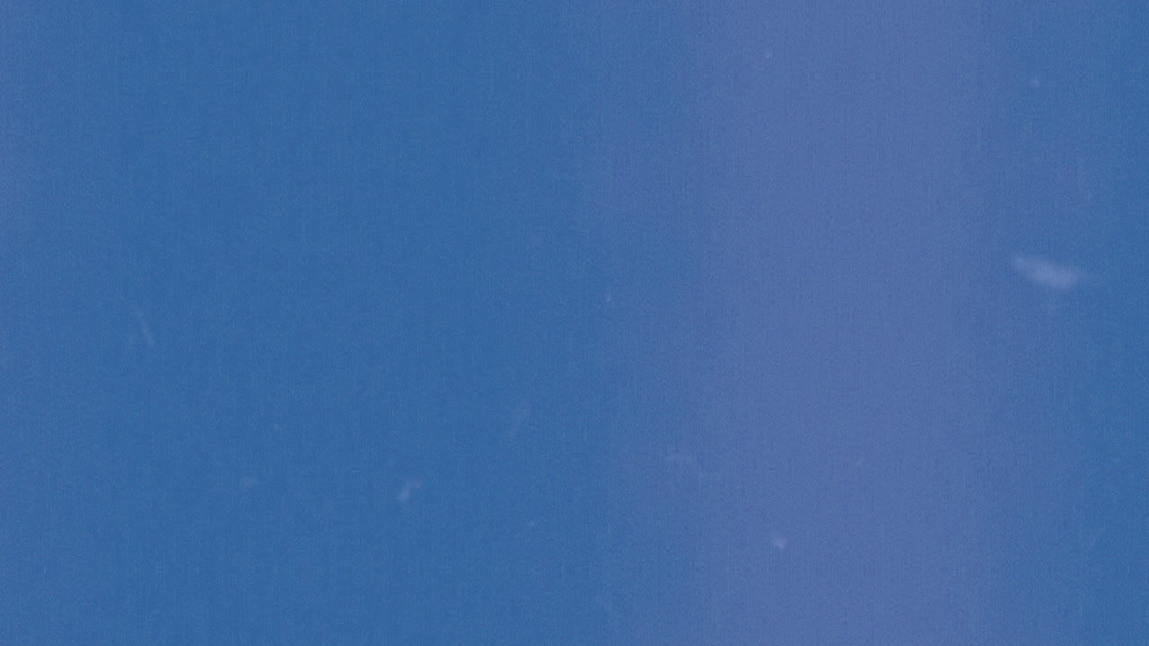 파란색 노이즈와 글리치 효과가 있는 그런지 블루 그래디언트