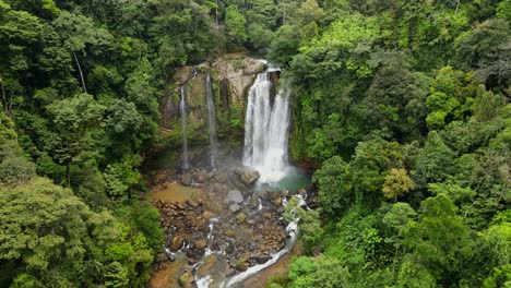 cascadas de nauyaca costa rica drone shot parque natural dominical