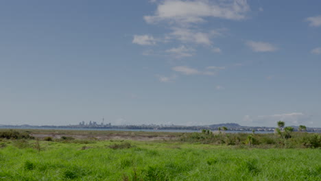 Auckland-city-skyline-on-a-sunny-winters-day,-New-Zealand