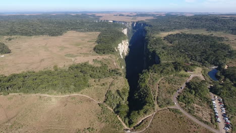 maravilloso cañón en el sur de brasil. cañón de itaimbezinho