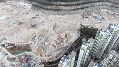 sitio de desarrollo urbano para construcción residencial en hong kong, vista aérea
