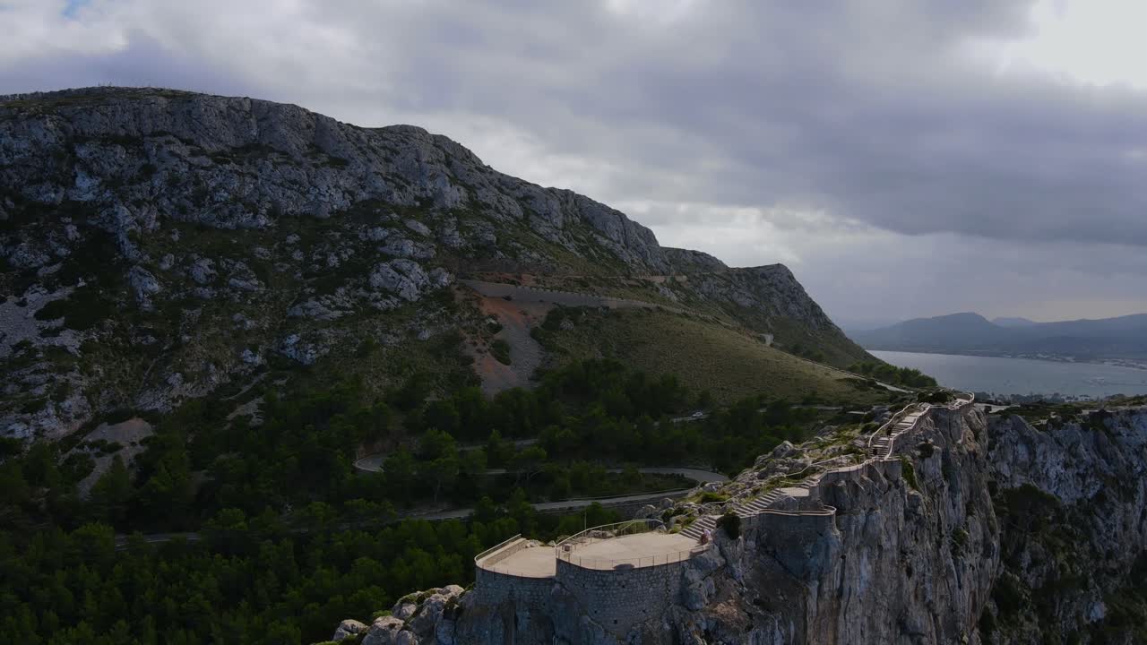 Experience stunning landscapes from Mirador Es Colomer, showcasing the cliffs, greenery, and coastline of Pollensa. A perfect spot for nature lovers and photographers in Mallorca.