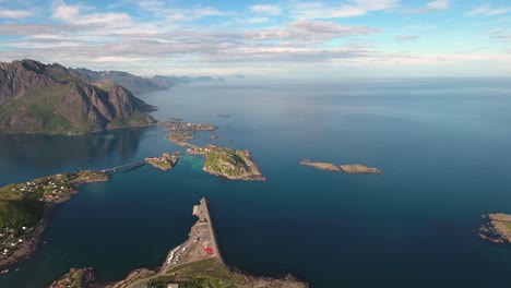 Panorama-Islas-Del-Archipiélago-De-Lofoten