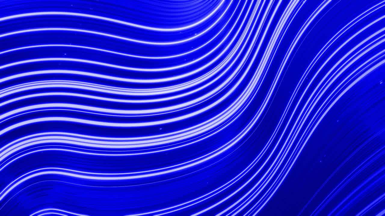 천의 표면에 있는 파동의 아름다운 파란색 추상화, 유체 위의 파동, 파란색 그라디엔트, 천 표면의 줄무로 어낸 선, 부드러운 애니메이션과 함께 4k 루프 된 배경