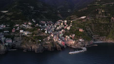 pueblo de riomaggiore, patrimonio de la unesco