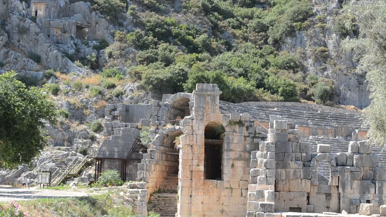 Tombe petroglifiche dell'antico stato della Licia. Turchia