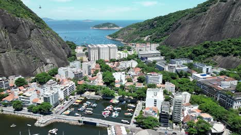 Muelle-Del-Puerto-En-Subida-En-Río-De-Janeiro-Brasil