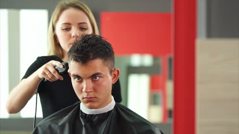 haircut in a salon