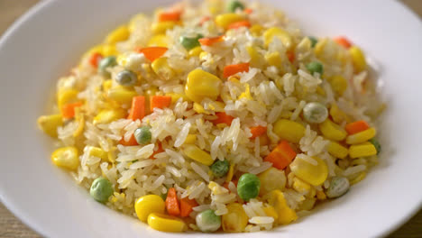 homemade-fried-rice-with-mixed-vegetable--and-egg