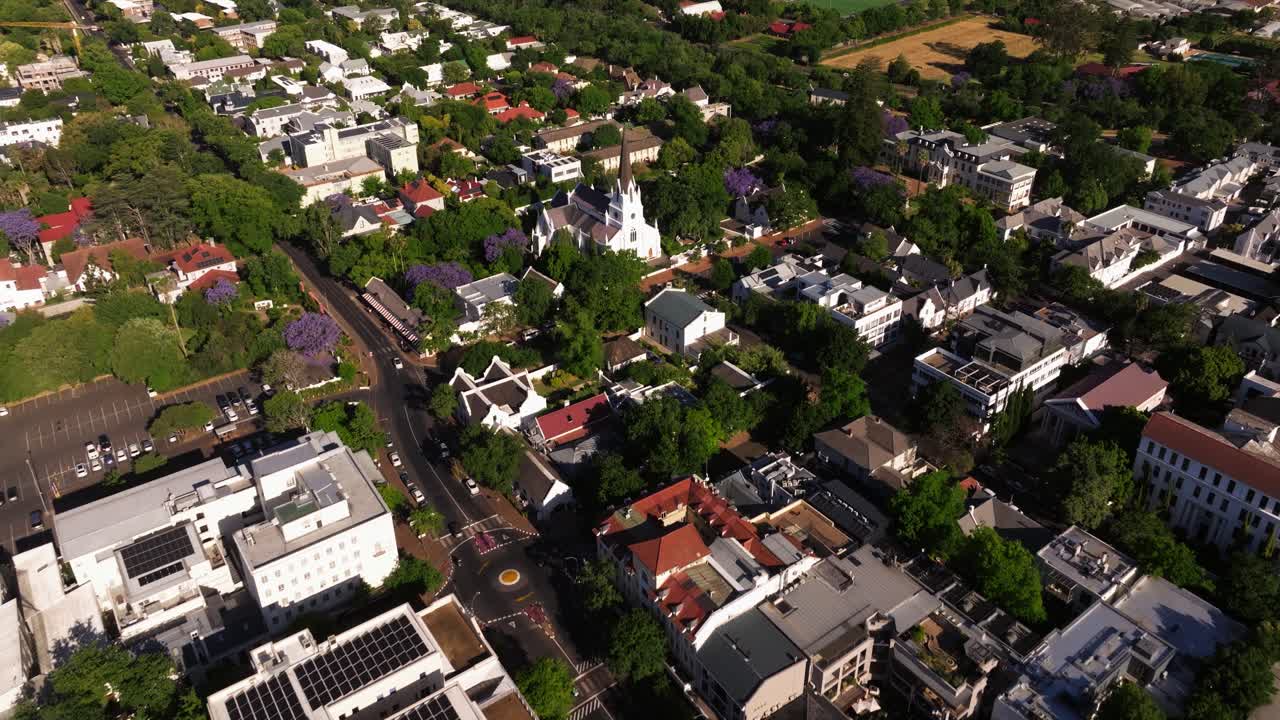 남아프리카의 스텔렌보쉬 (stellenbosch) 에서 새의 눈으로 볼 수 있는 역사적인 와인 지역