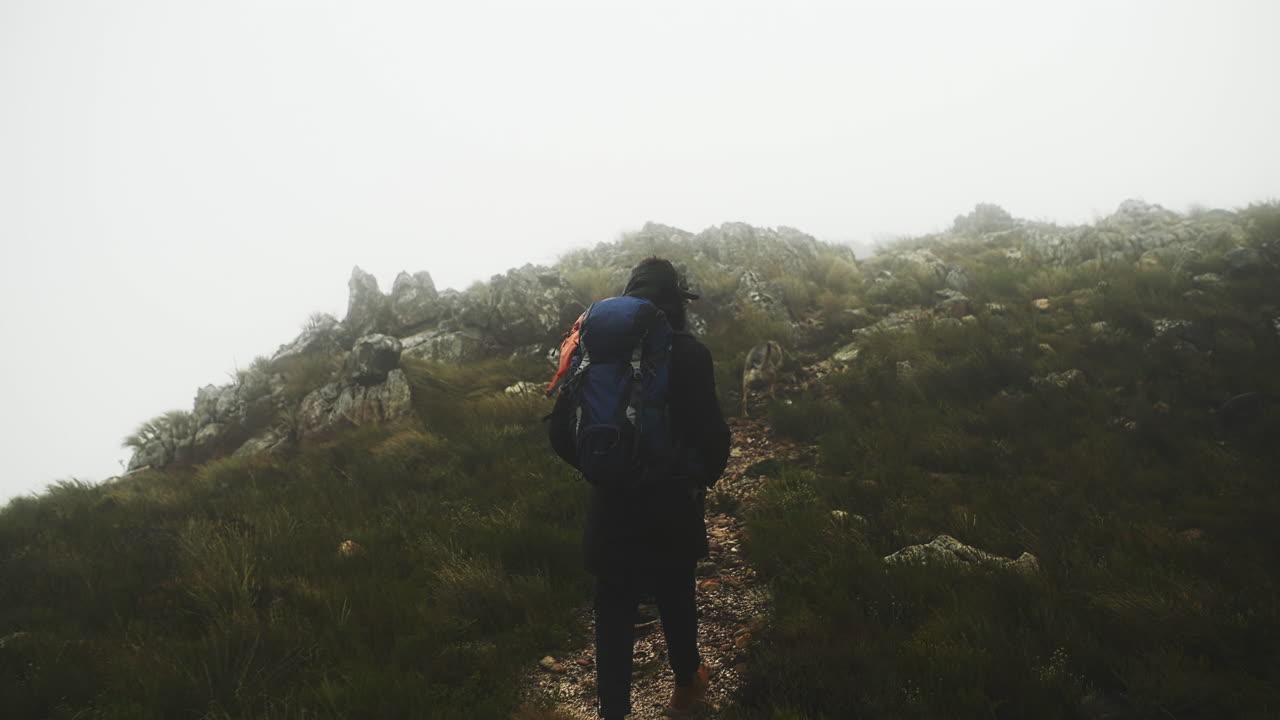 la aventura está esperando por delante.