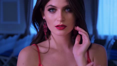 a captivating portrait of a woman with striking features and elegant style, radiating confidence and charm in a beautifully lit setting