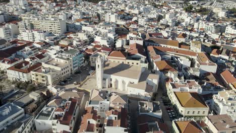 Iglesia-Principal-O-Igreja-Matriz-De-Portimao,-Portugal