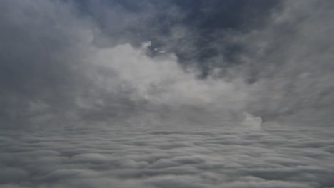 nubes oscuras de lapso de tiempo de 4k