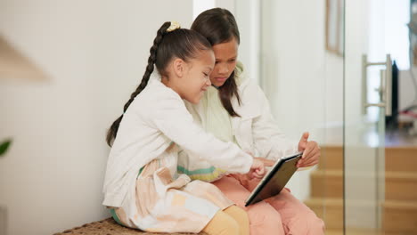 tablet, games and kids together in home