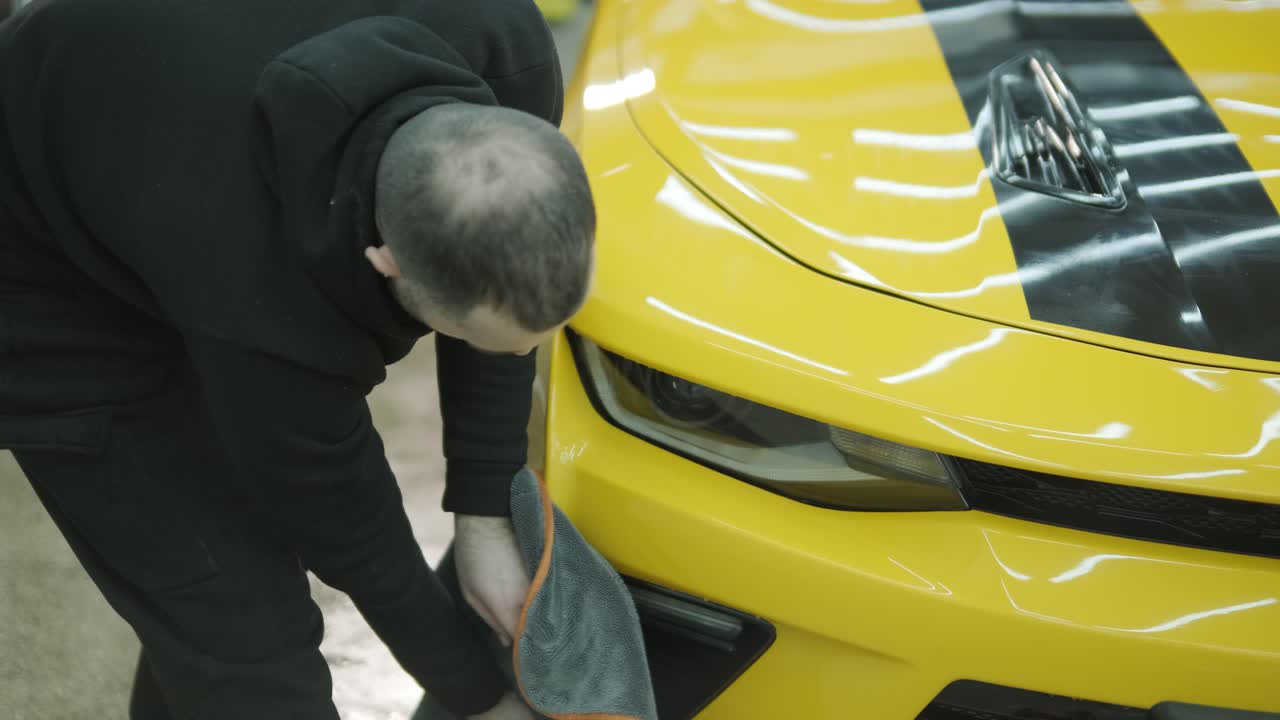 Professional Car Detailing – Washing, Ceramic Coating, and Interior Cleaning