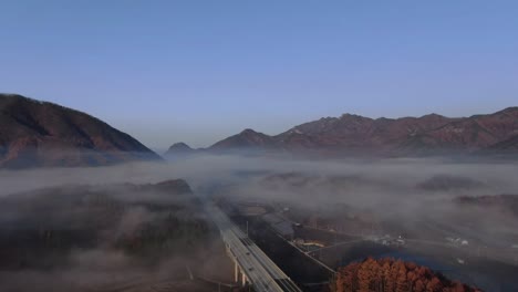 a-foggy-autumn-highway-scene