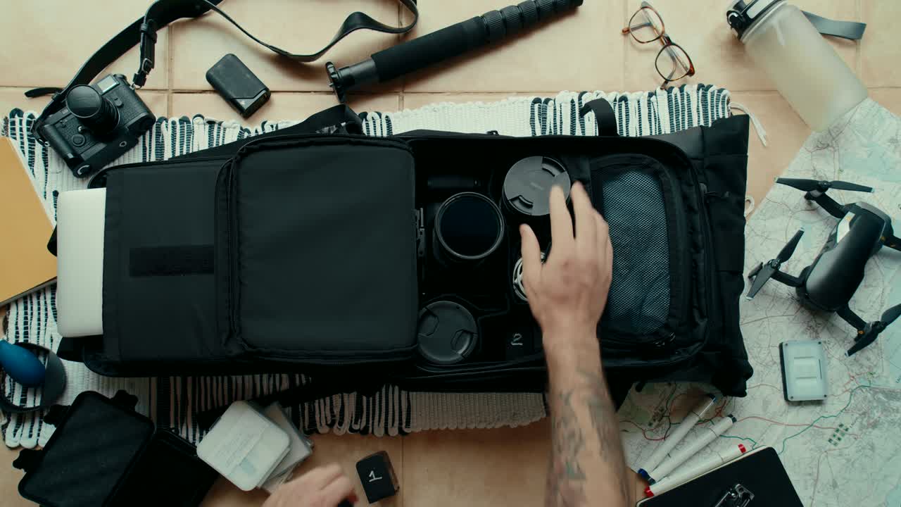 プロの旅行写真家 バックパック