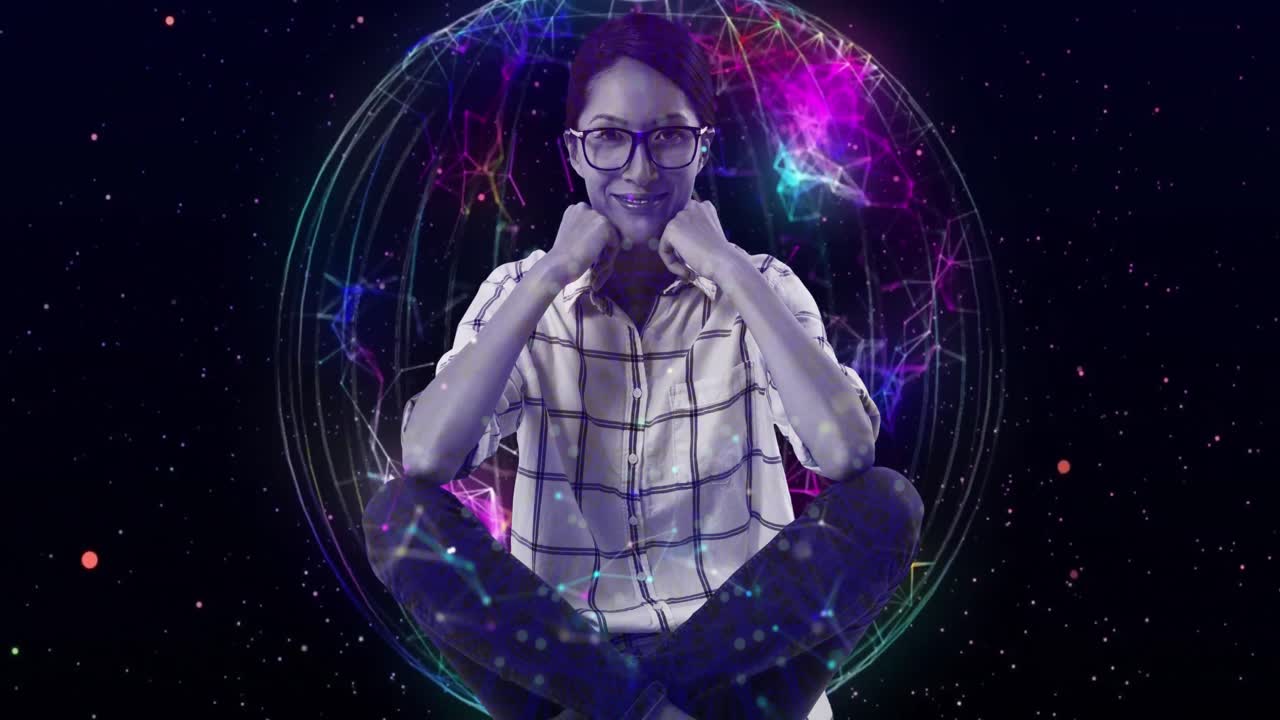 globo de red de conexiones girando contra la mujer sentada con las piernas cruzadas