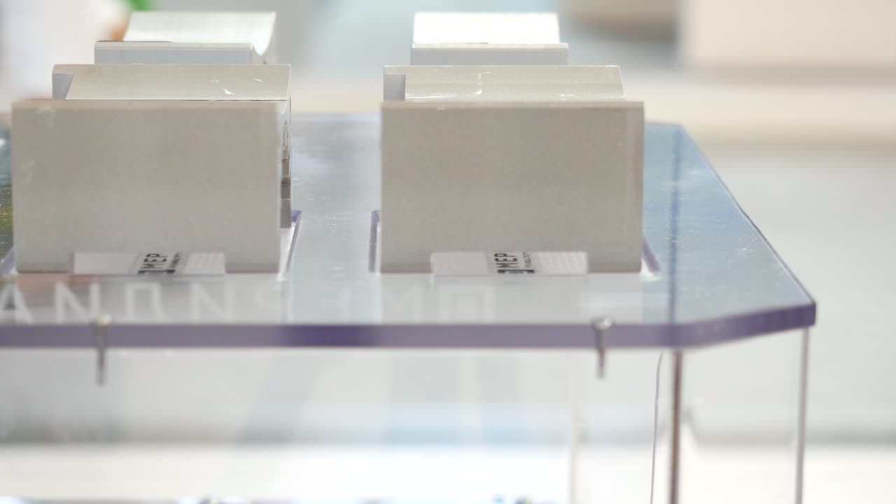 산업 무역 박람회에서 mep 부품의 전시