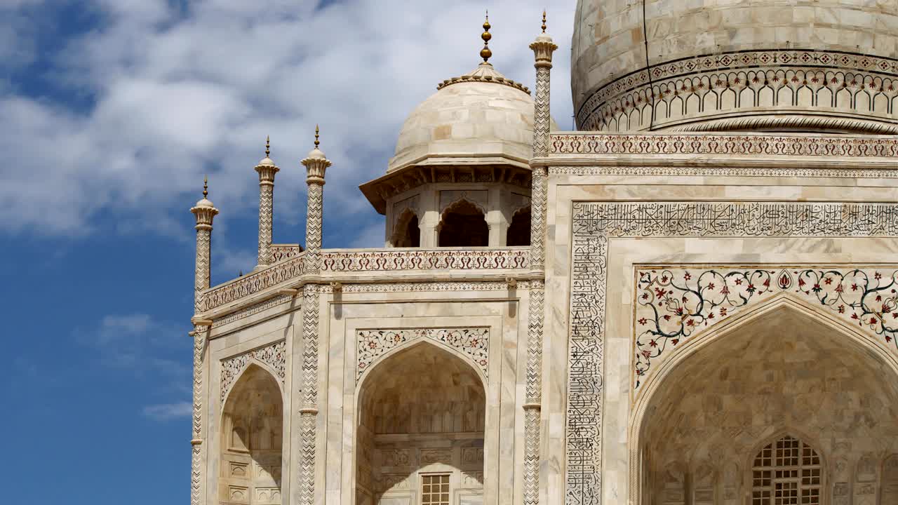 el taj mahal en agra, la india